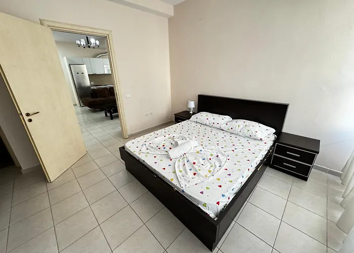 公寓 Tourist 地拉那